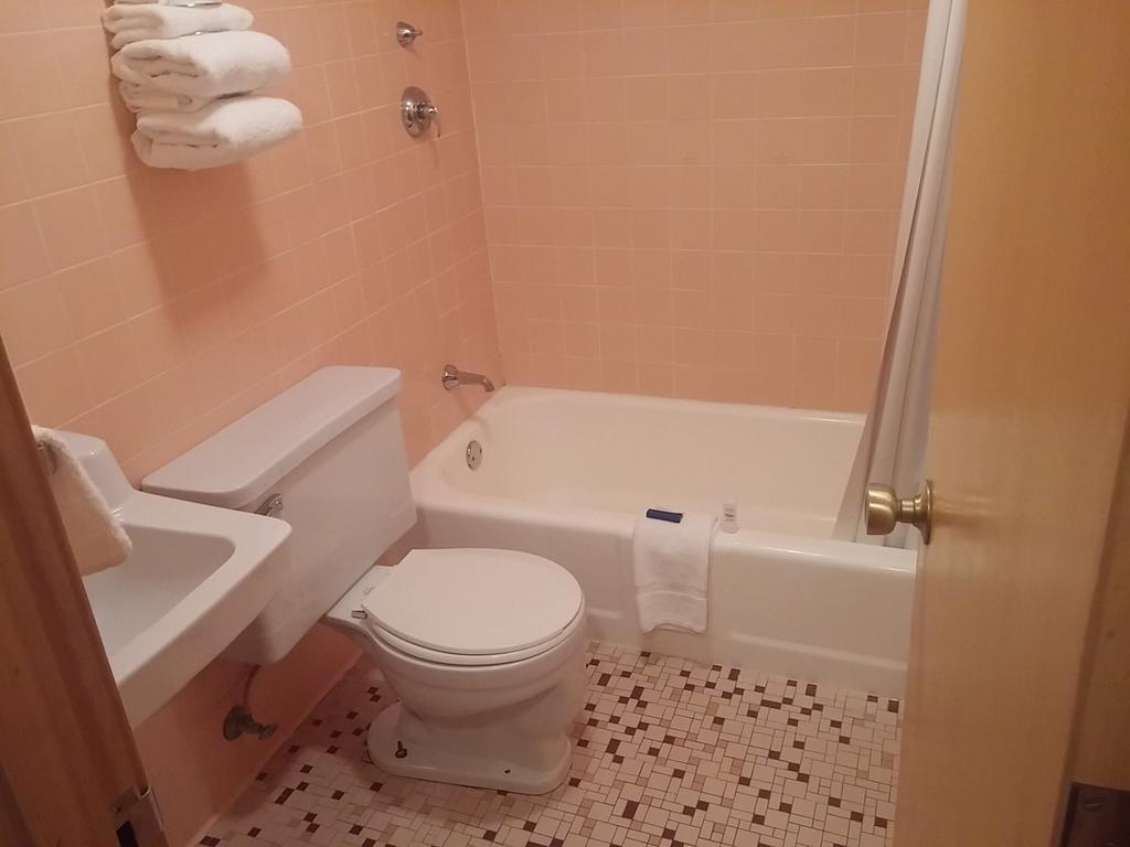 Mid Town Motel Грейт-Фолс Номер фото